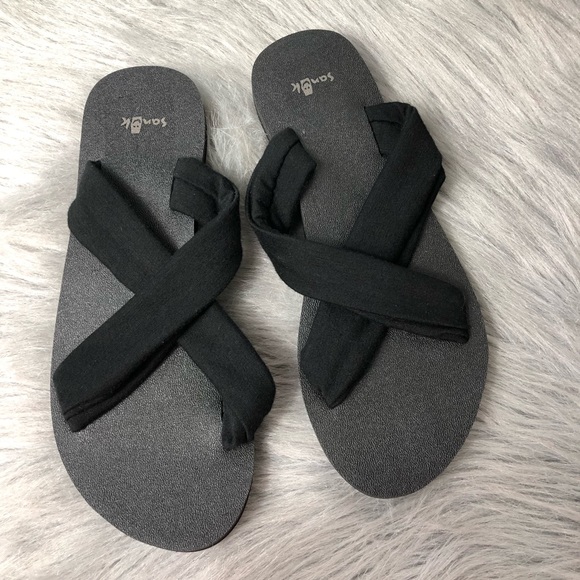 flip flops with yoga mat bottom